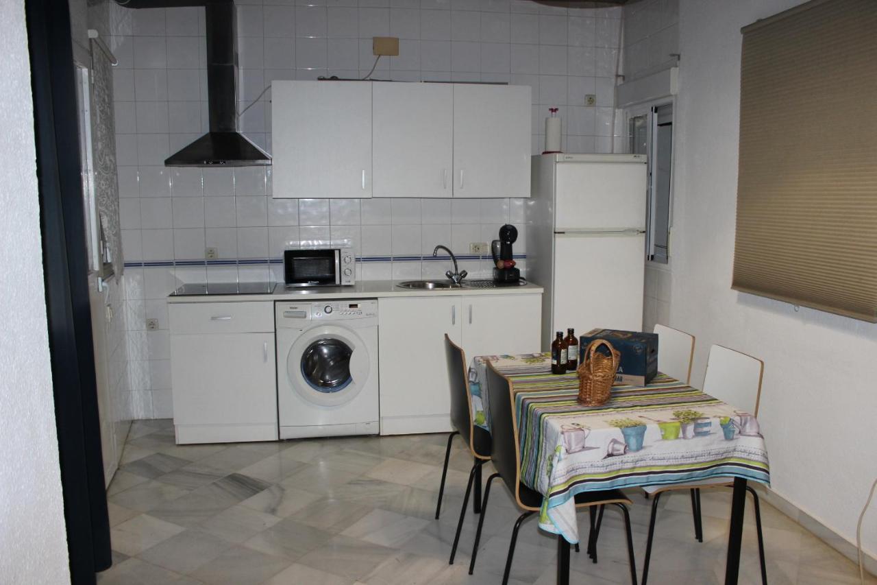 Gavidia Center Premium Suites, Free Parking Sevilha Exterior foto